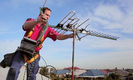 Digital Antenna Installation